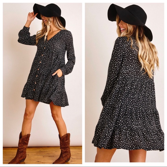 Fabulous Boho Chic Dotted Tiered Long Sleeve Button Dress - Picture 3 of 5